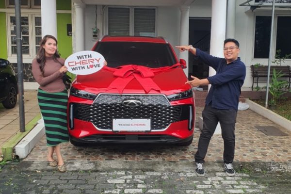 Ibu. Linda